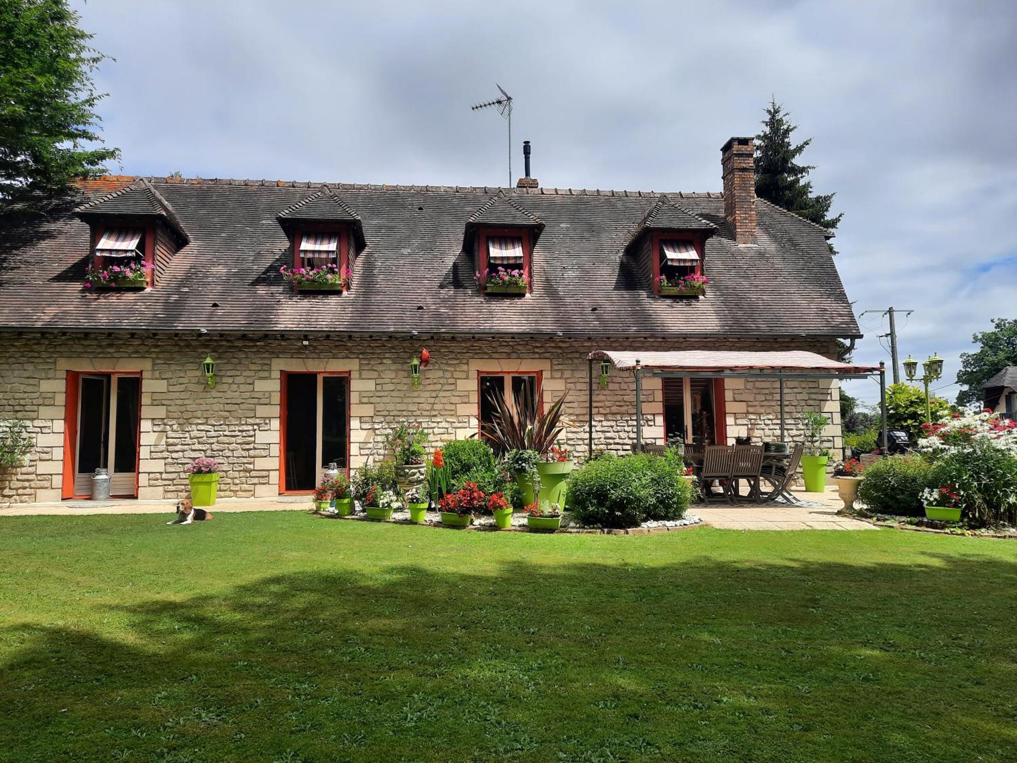 Chambre D Hote Les Bosquets Bed & Breakfast Cauge Екстериор снимка